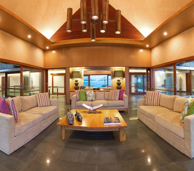 Villa Bayu Gita Beachfront - Living area
